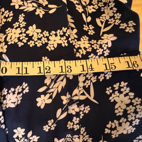 Calvin Klein Button-Up Navy/White Floral Shirt Dress w/waist tie, Sz 12, EUC - Picture 10 of 15